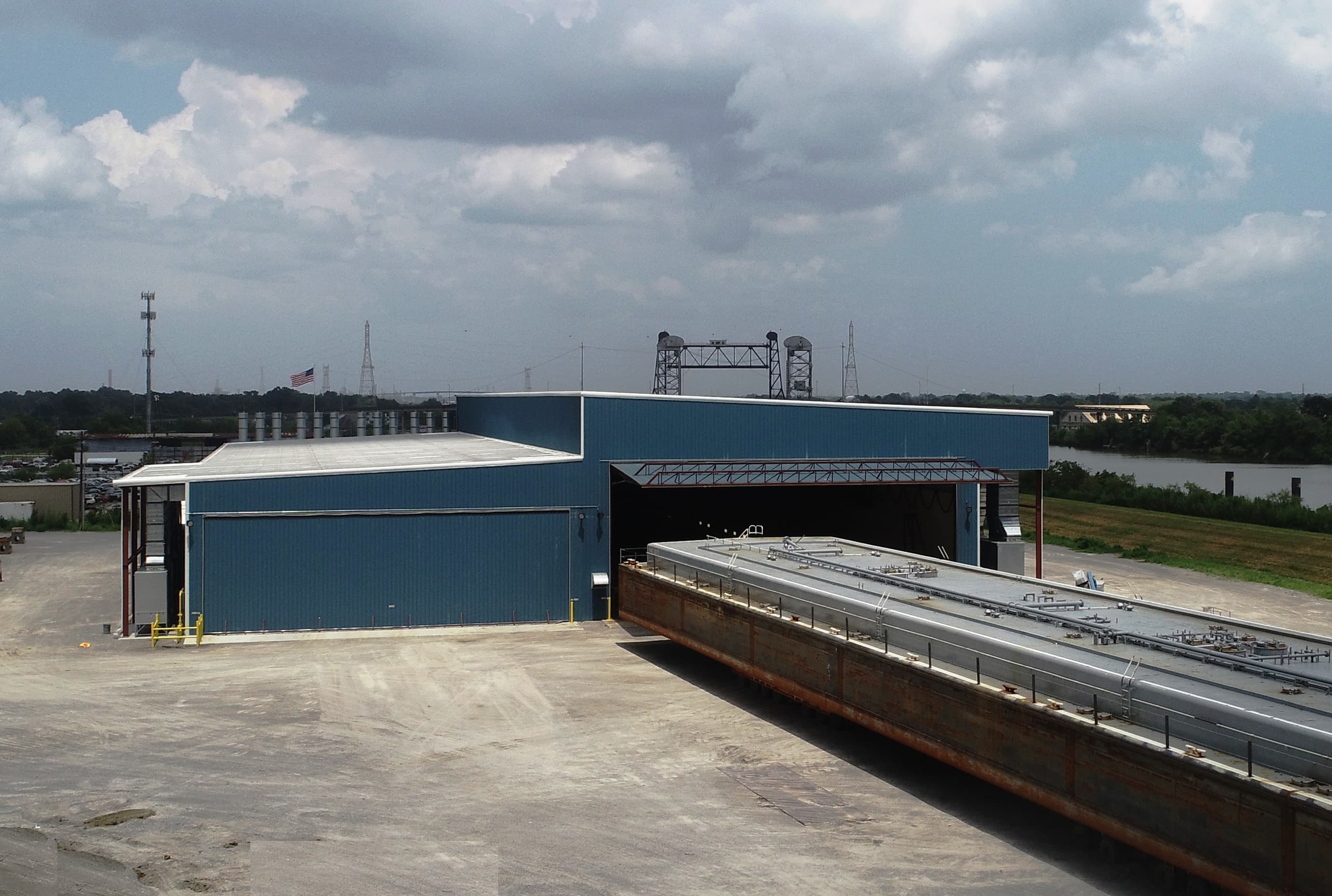C&C Surpasses 700 Barges at Robotic Blast Facility